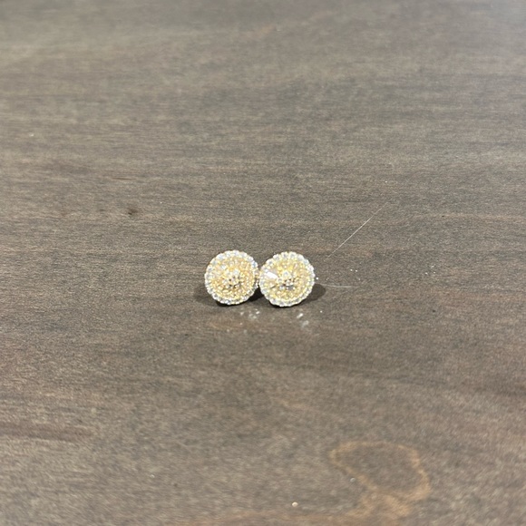 Circle Earrings - Picture 1 of 3